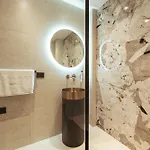 Sael Prive * Golem (Tirana)