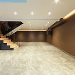 Sael Prive * Golem (Tirana)