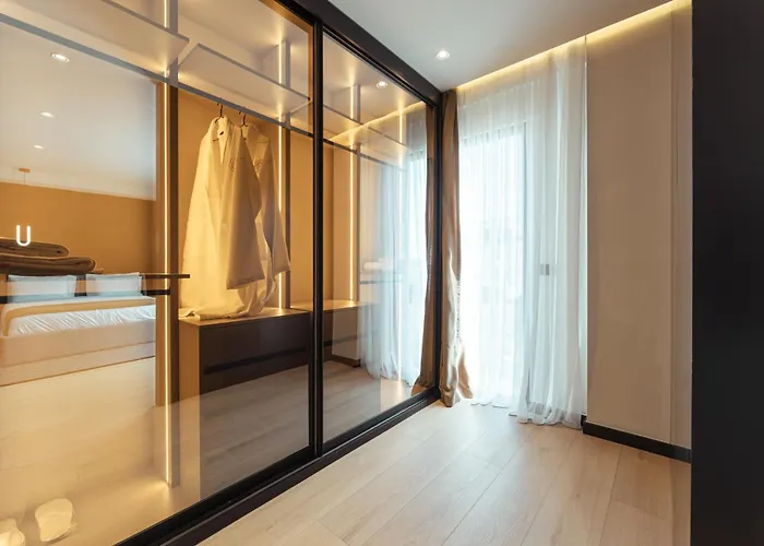 Sael Privè Golem (Tirana)