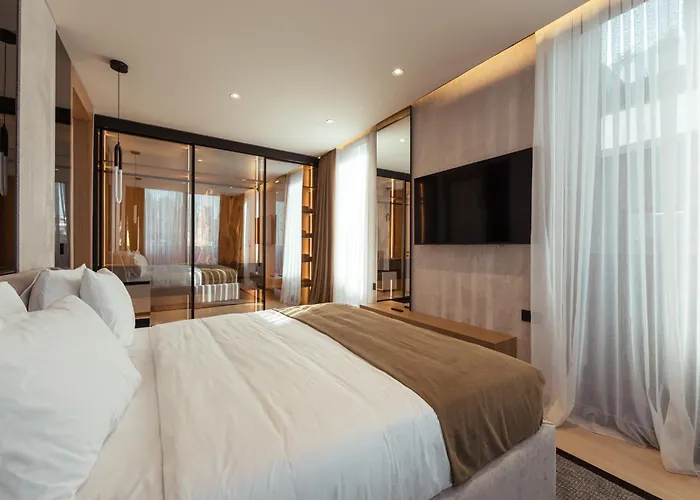 Sael Privè Golem (Tirana)