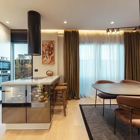 Sael Prive * Golem (Tirana)